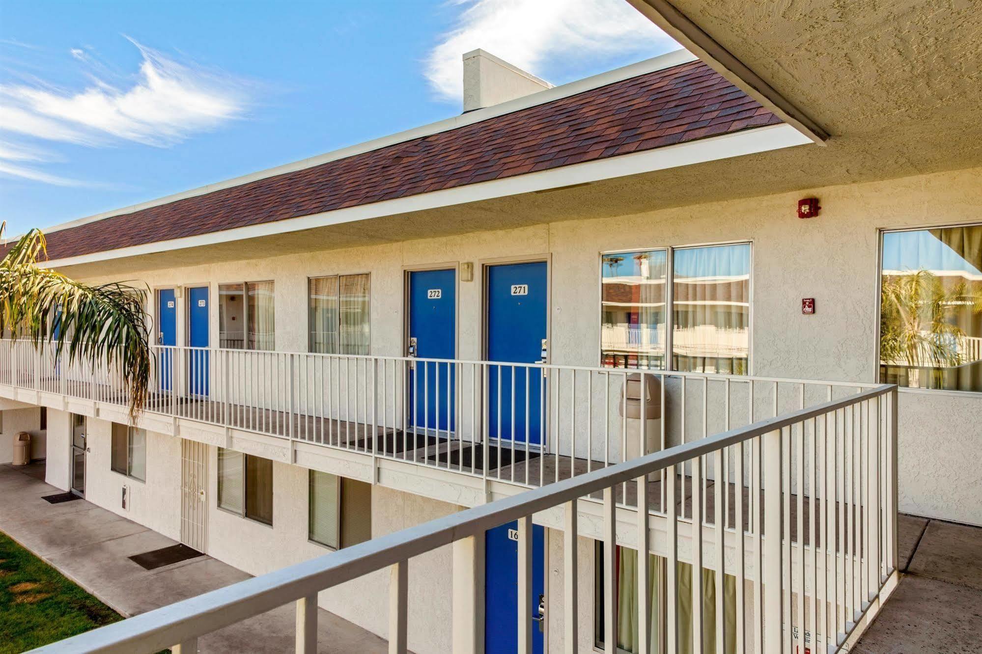 Motel 6-Phoenix, Az - North Bell Road Zewnętrze zdjęcie